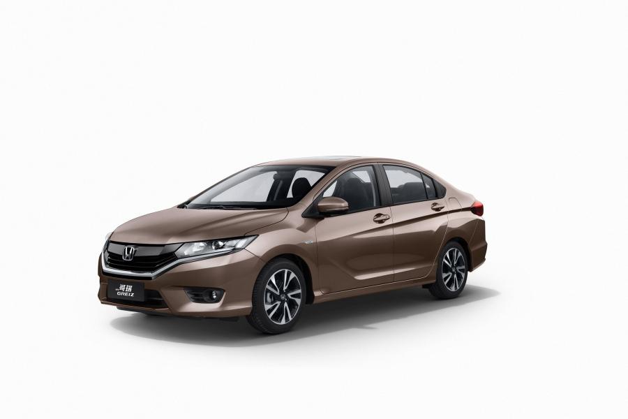  Honda Greiz 2015 года  (фото 6 из 16)
